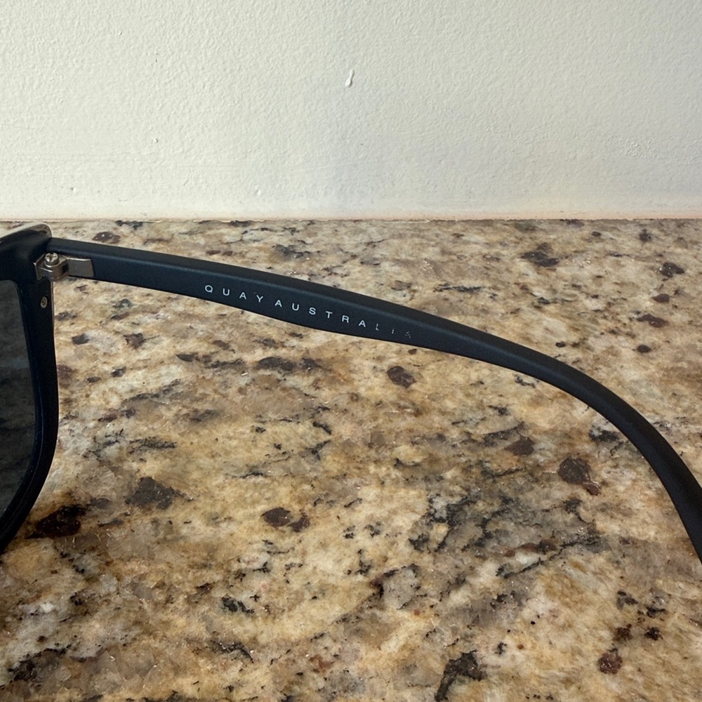 Quay Australia My Girl Sunglasses Black - Picture 5 of 8